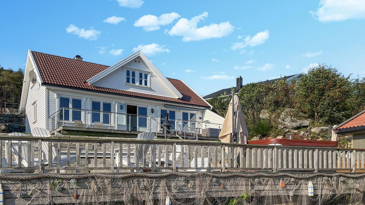 Farsund House | Pet friendly home in Farsund with sauna