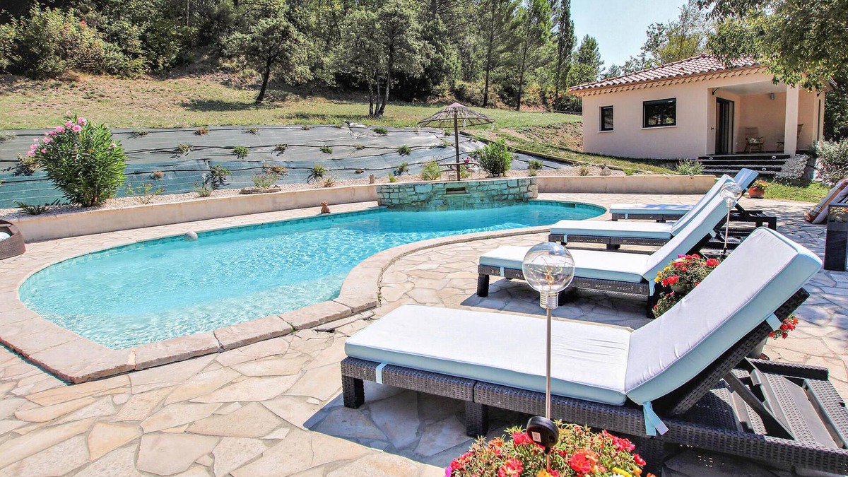 Saint-Montan House | Pet friendly home in St Montan