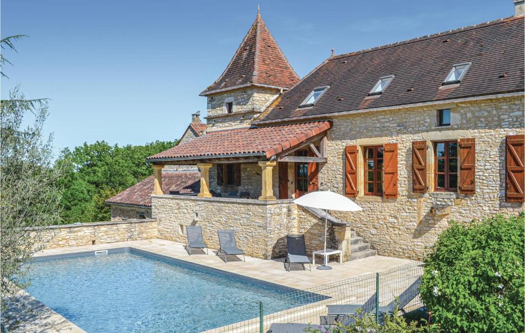 Gindou House | Pet Friendly Home In Gindou With Kitchen