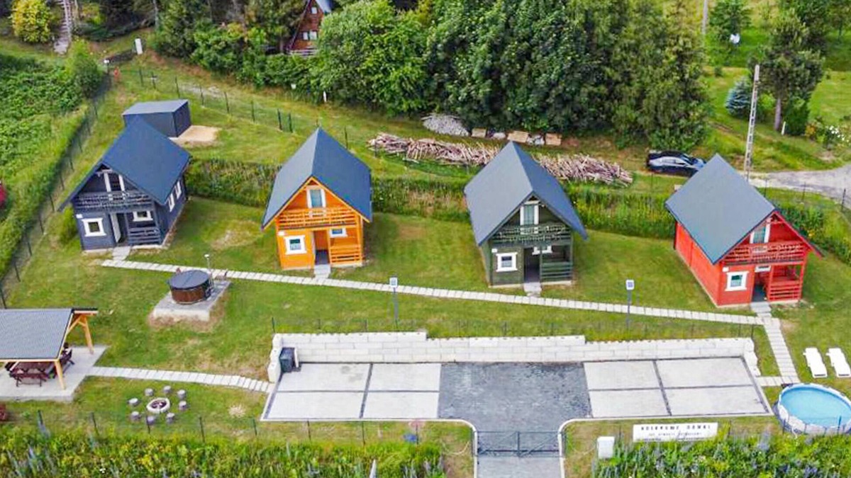 Milowka House | Pet friendly home in Laliki with outdoor swimming pool