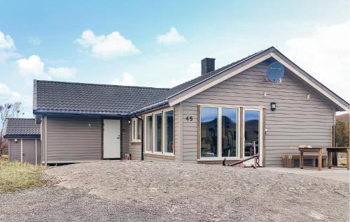 Roan House | Pet Friendly Home In Roan