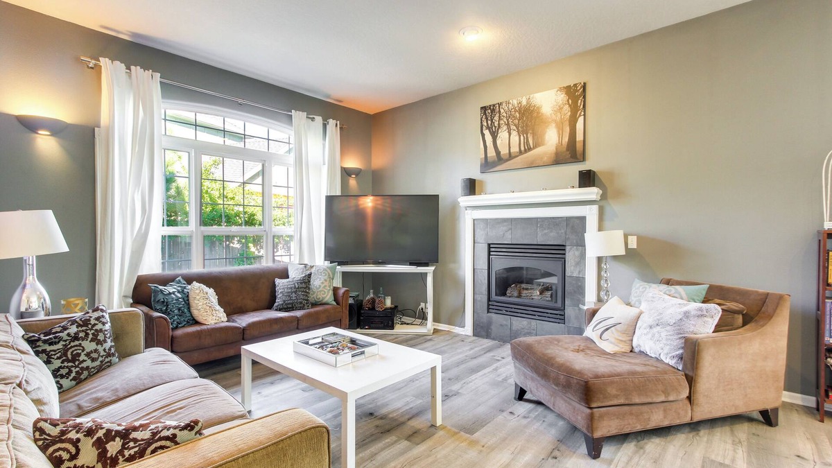 Springfield House | Pet-Friendly Home w/Grill, 2 Mi to Autzen Stadium