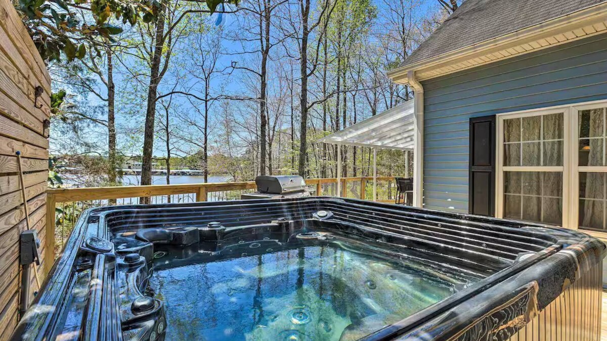 Wedowee House | Pet-Friendly Home with Hot Tub and Dock