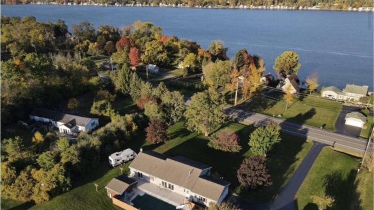 Penn Yan House | Pet Friendly Keuka Playhouse w/Lake Views-, Inground Pool, Hot tub, Movie Room