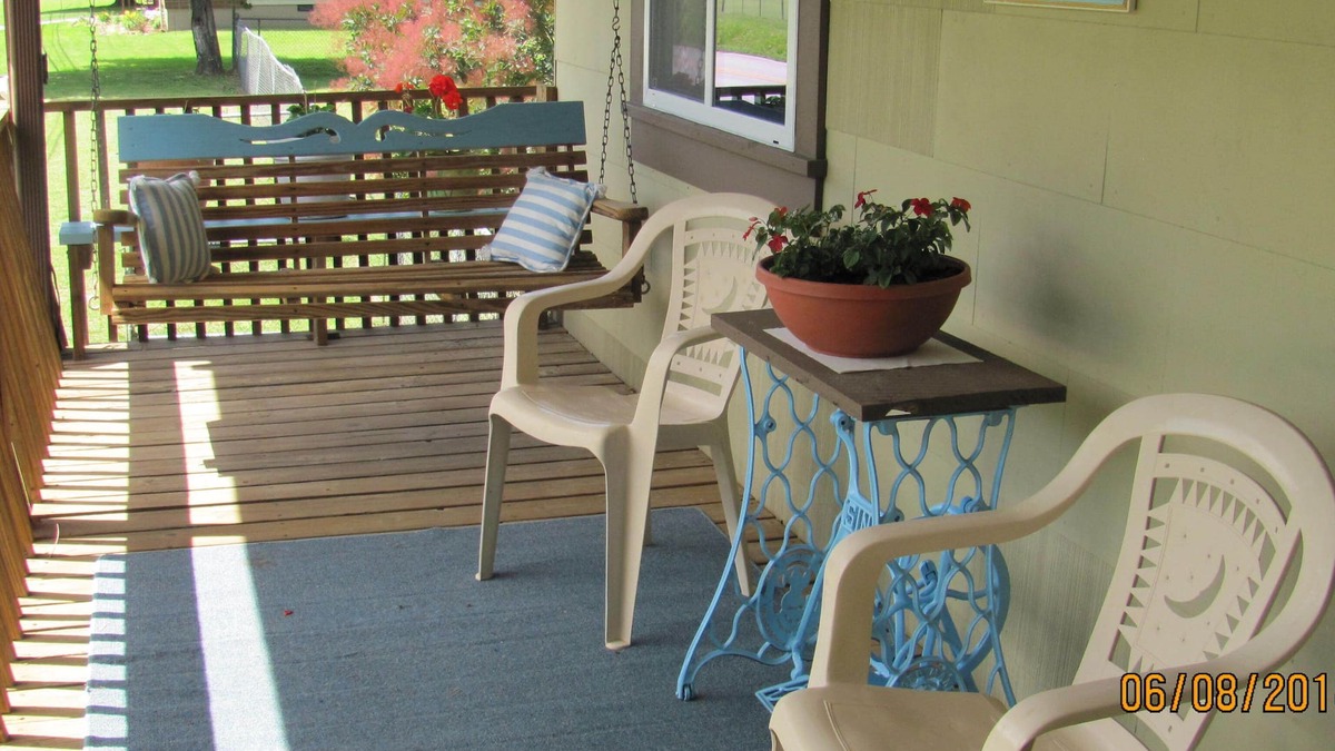 Rosman House | Pet Friendly ! Large fenced yard !