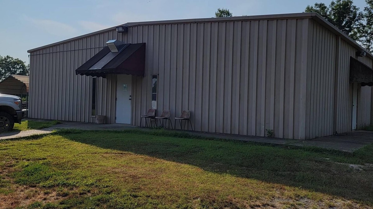 Birdeye Cabin | Pet friendly lodge, great for gatherings. 15mins from state park