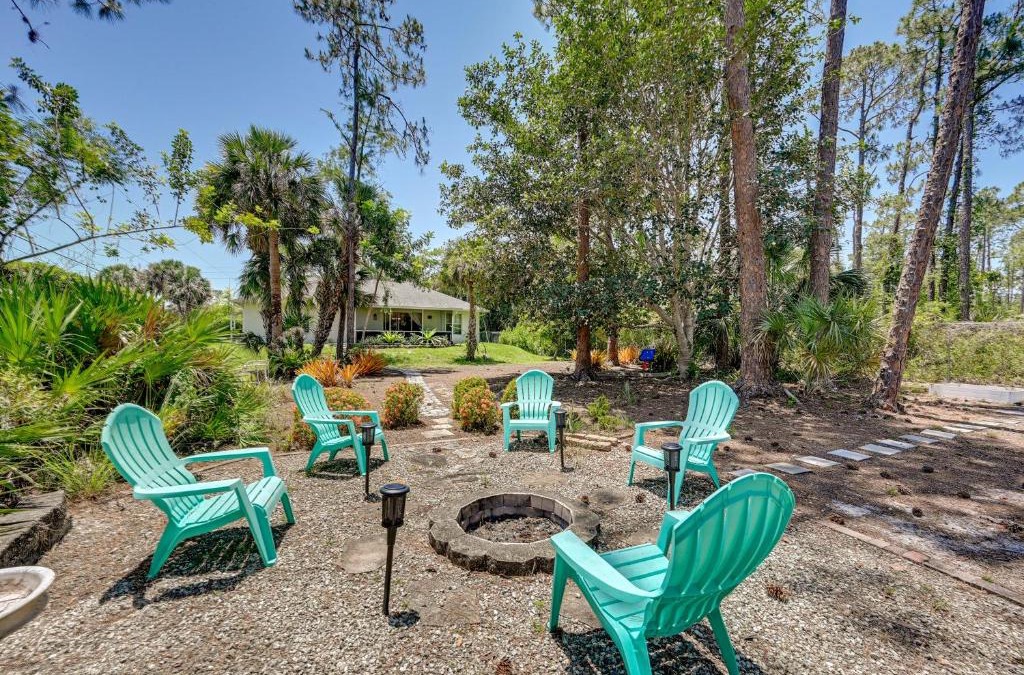 Rural Estates House | Pet-Friendly Naples Vacation Rental with Fire Pit!