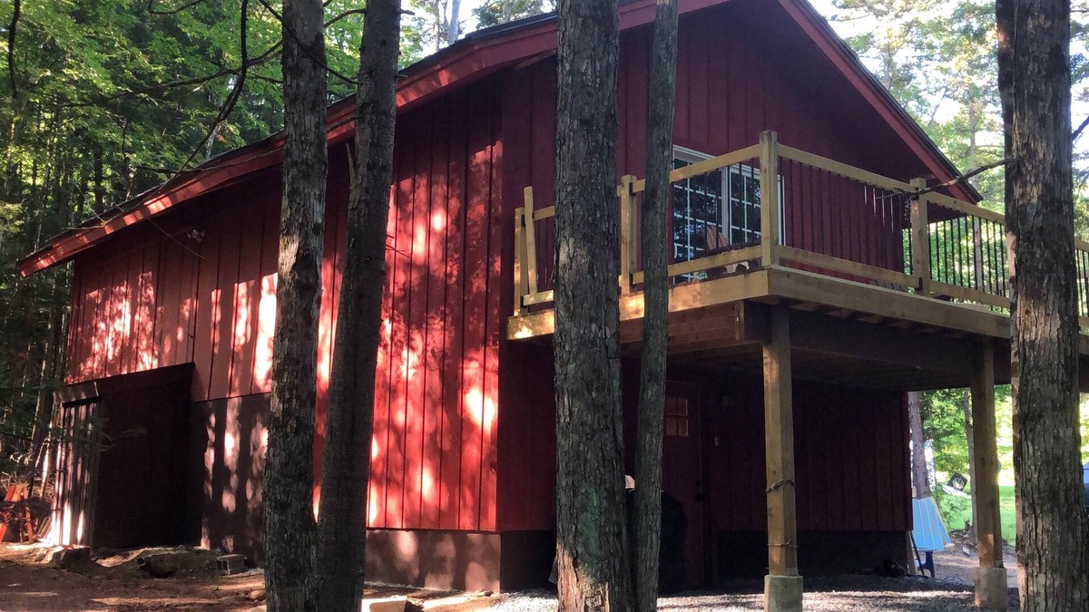 West Wardsboro Cottage | Pet friendly, near skiing, hiking , 3 bedroom, 2 baths, 4 beds.