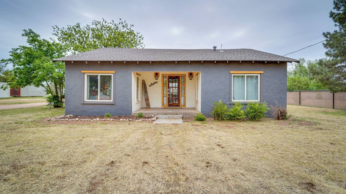 Haskell House | Pet-Friendly North Texas Home w/Spacious Yard!