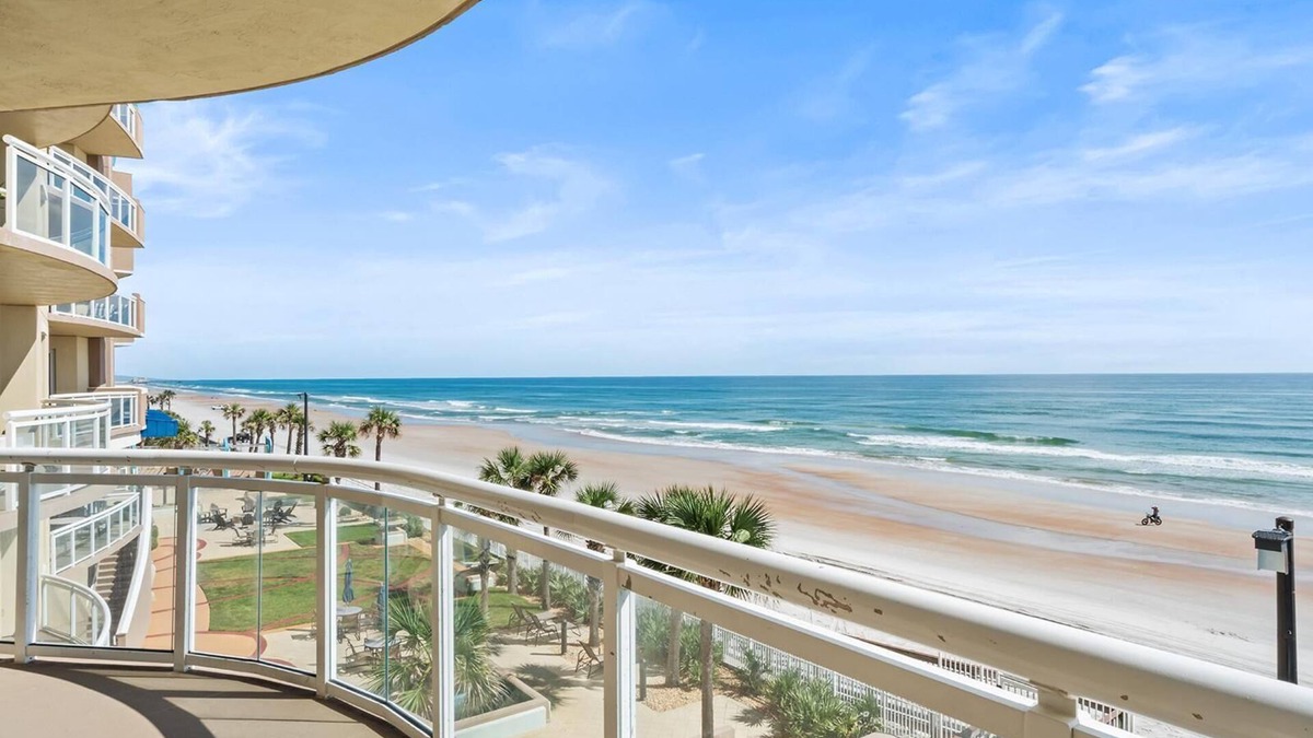 Daytona Beach Condo | Pet Friendly* Oceanfront Condo 309, Direct Oceanfront