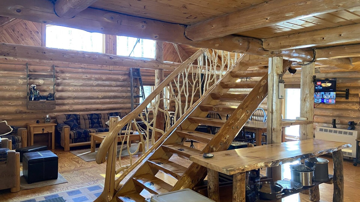 Glidden Cabin | PET FRIENDLY! Off-grid Log Cabin 60 acre Estate w Private Lake & Endless Trails!