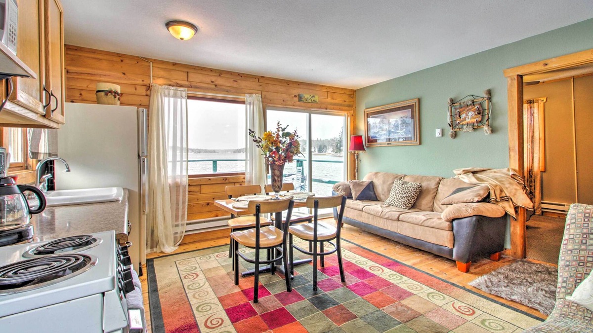Outing Cabin | Pet-Friendly Outing Getaway w/Lake Access!