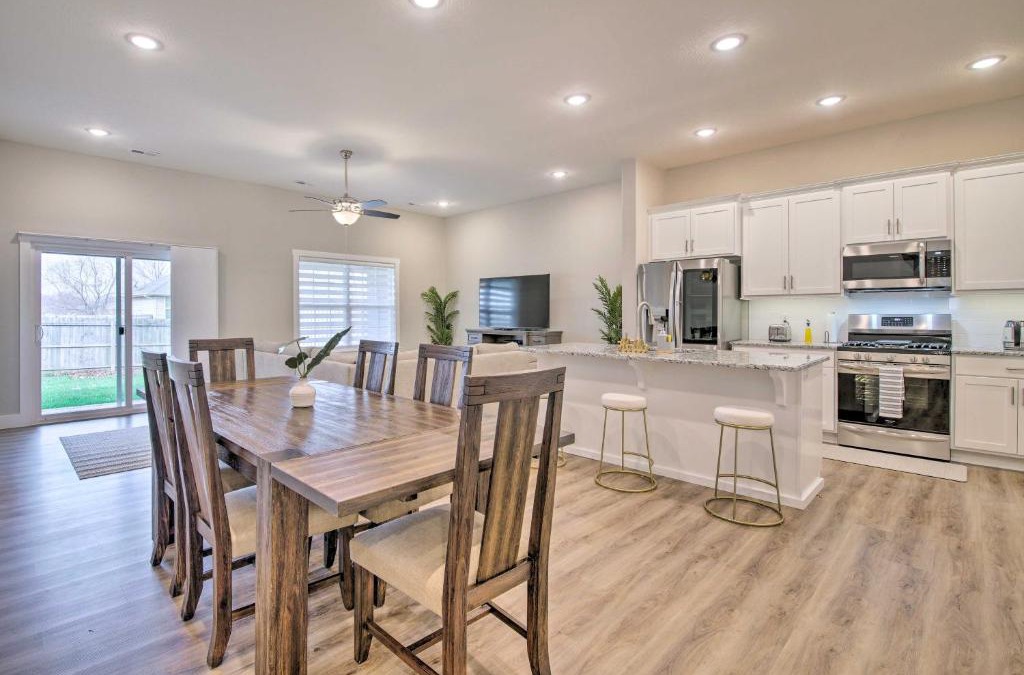 Ozark House | Pet-Friendly Ozark Home with Yard and Patio