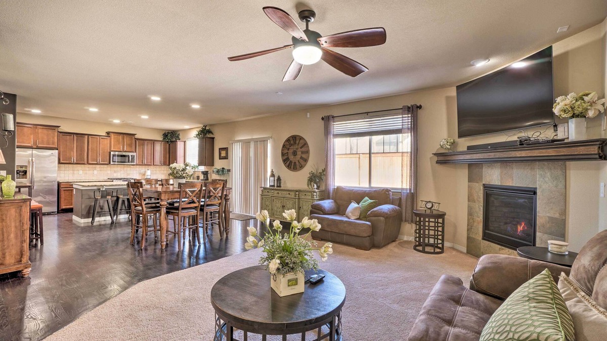 Parker House | Pet-Friendly Parker House Rental w/Home Gym!
