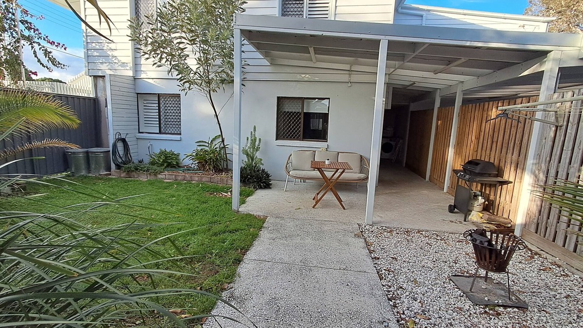 Clontarf Apartment | Pet Friendly Peninsula