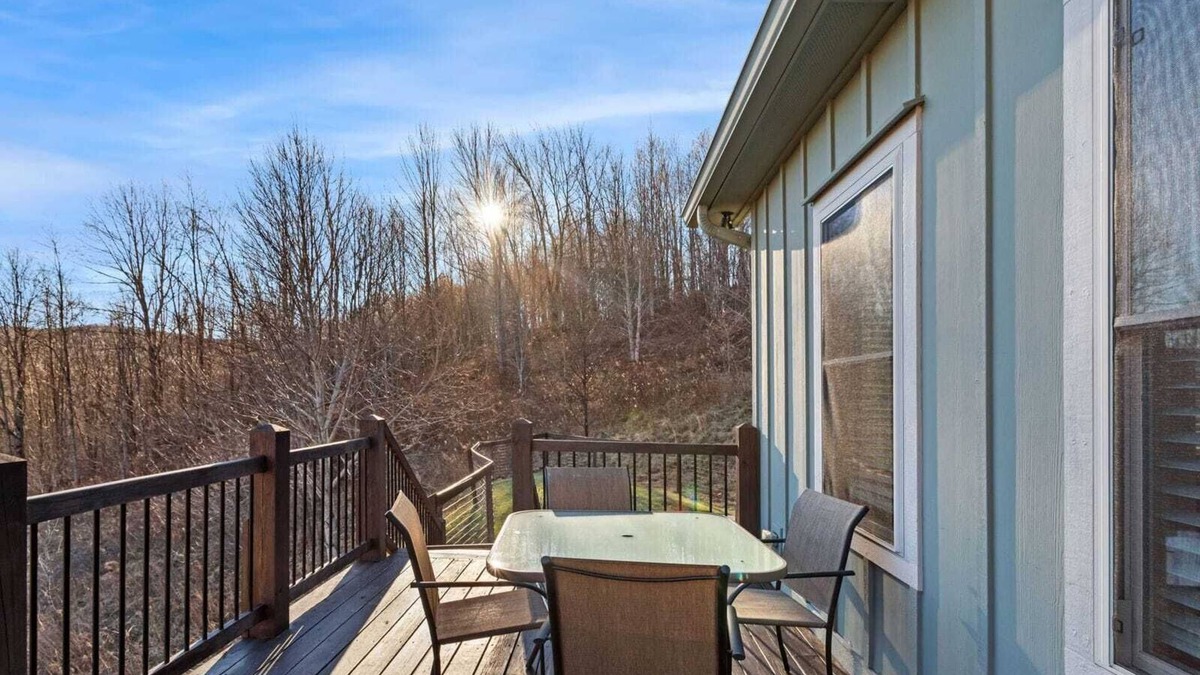 Todd Cabin | Pet-Friendly Retreat with Modern Amenities