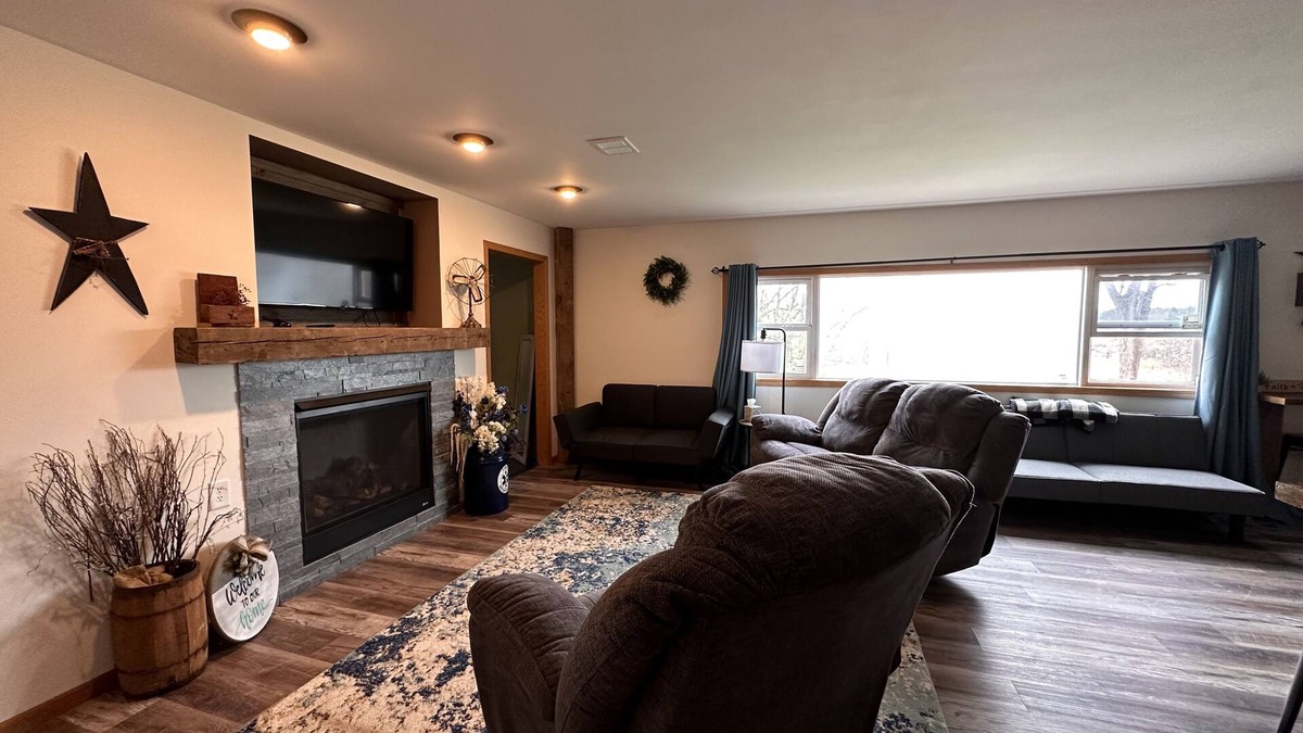 Bagley House | Pet Friendly River Bottom Oasis - Bagley