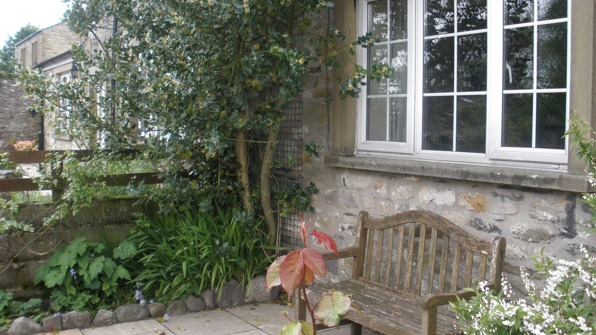 Stainforth Cottage | Pet Friendly S/Catering Holiday Cottage in Stainforth nr Settle, free wi-fi incl
