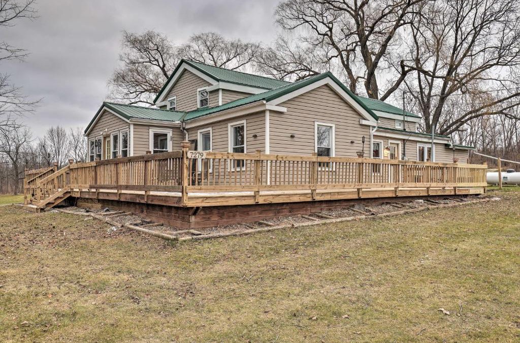 Ovid House | Pet-Friendly Seneca Lake Home with Private Deck