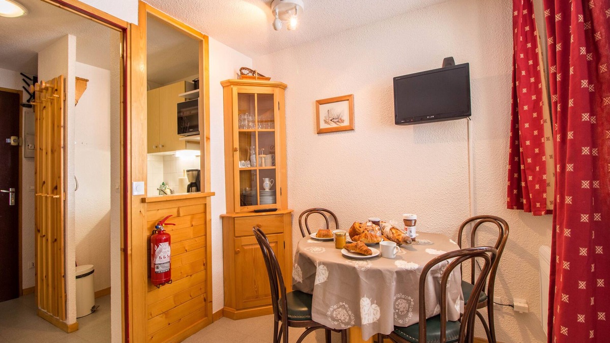 Vallandry Apartment | Pet friendly ski in ski out apartment for 4 Vallandry (Les Arcs)