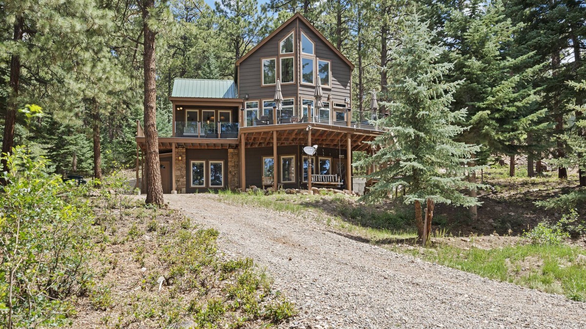 Bayfield House | Pet Friendly, Solitude, 15 Mins to Vallecito!