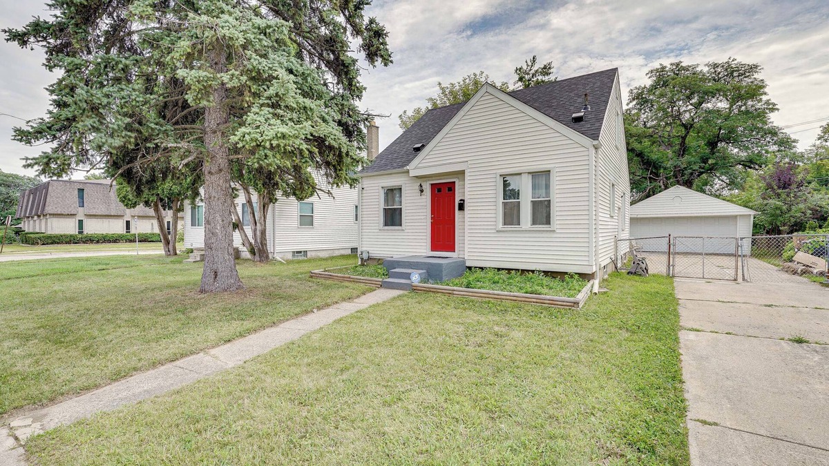 Southfield House | Pet-Friendly Southfield House w/Ping-Pong Table!