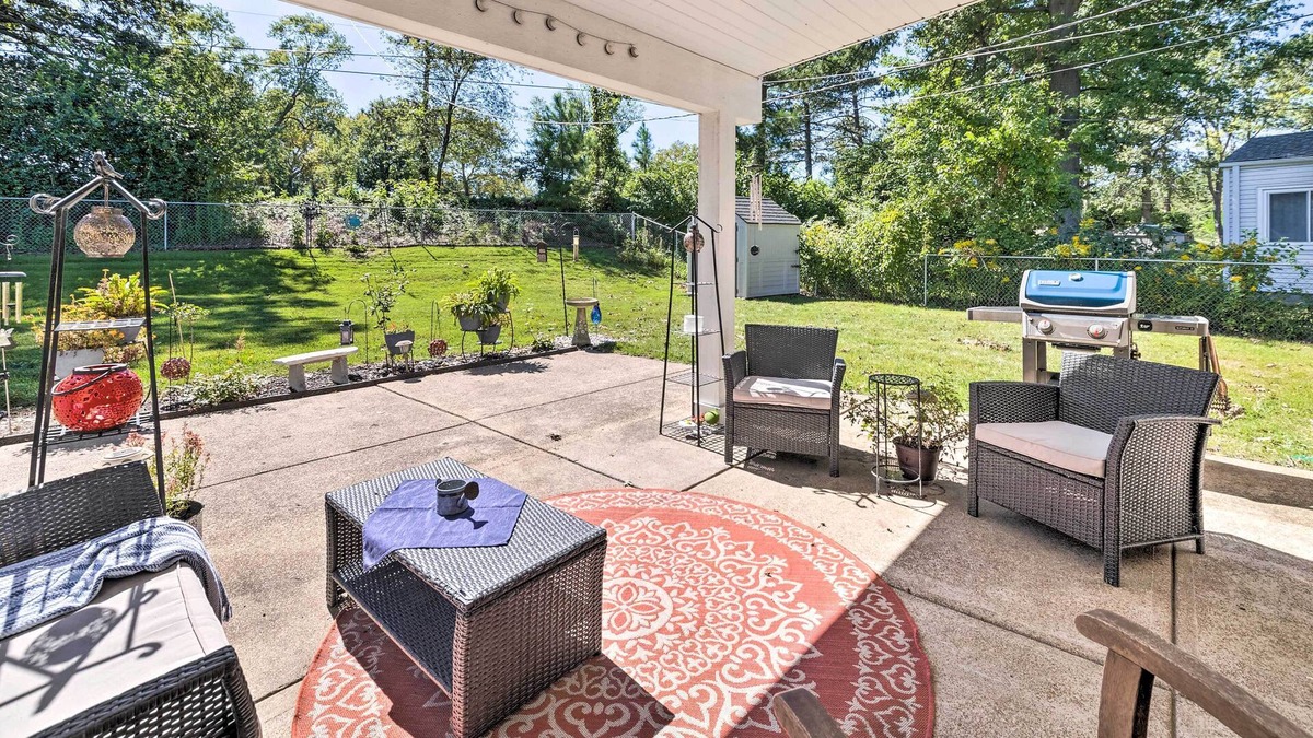 St. Louis House | Pet-Friendly St Louis Home w/ Private Yard!
