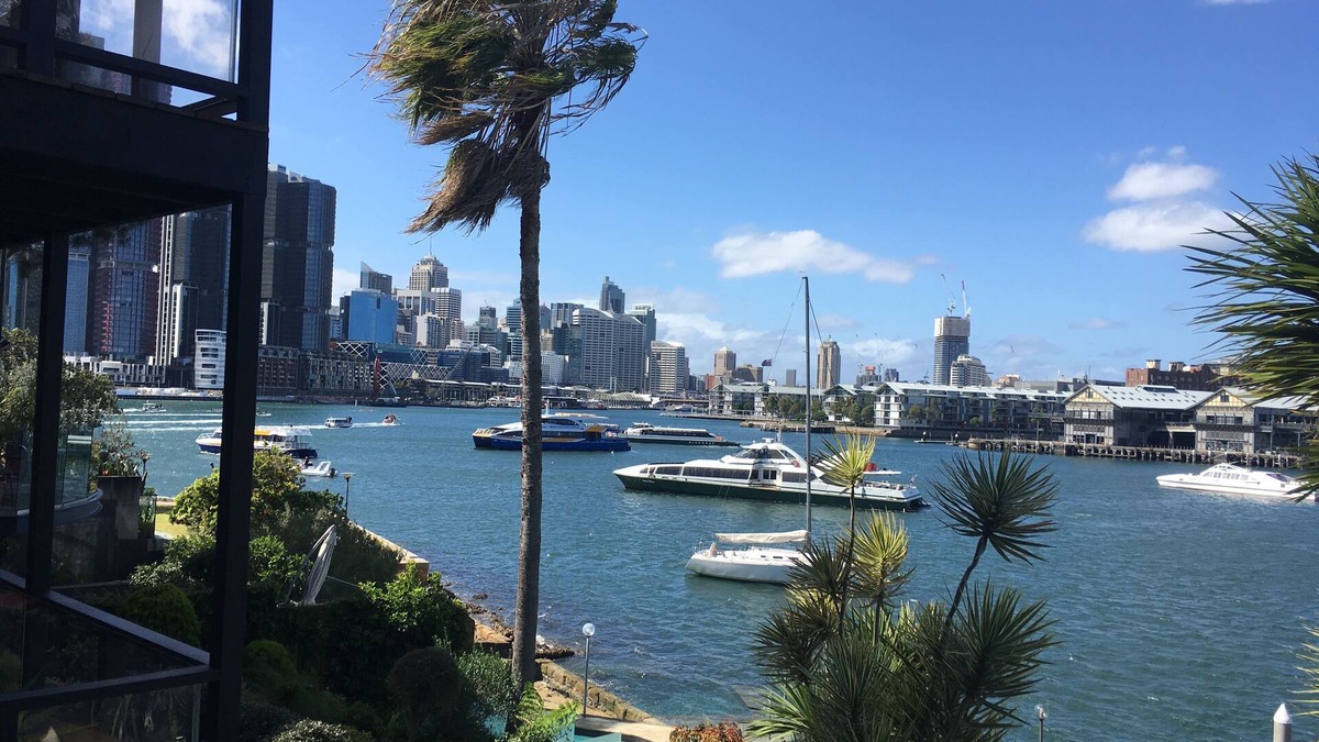 Balmain East House | Pet-Friendly Sydney Stay! Harbour Views and Easy City Access by Ferry!