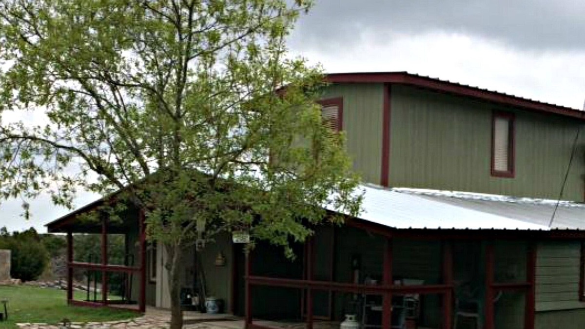 Comfort House | Pet Friendly Texas Hill Country Guesthouse On 12 Acres 1/1, it's all yours!
