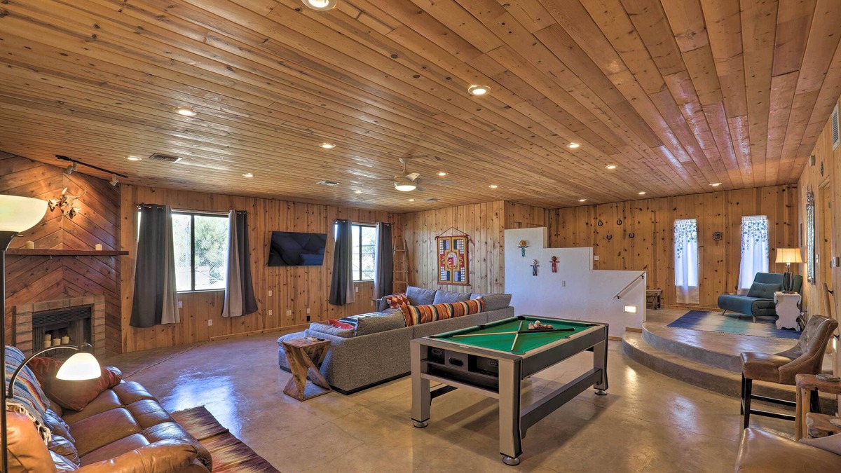 Tucson Estates House | Pet-Friendly Tucson Oasis with Pool & Game Room!