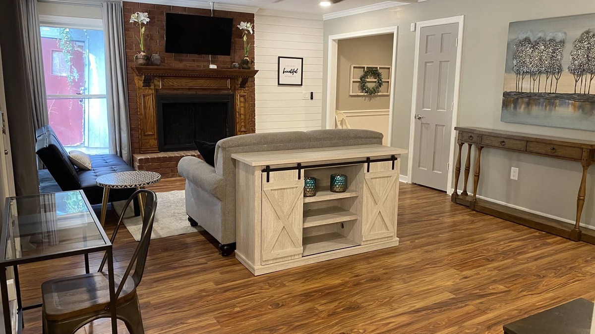 Flowood House | Pet Friendly! Whole home in Brandon ASH