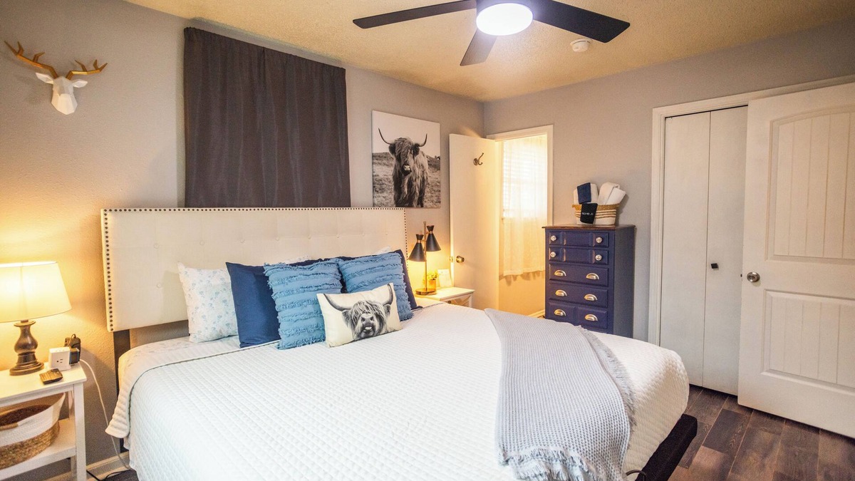 Moore House | Pet Friendly, WiFi, Fireplace, Fenced Yard, and Patio