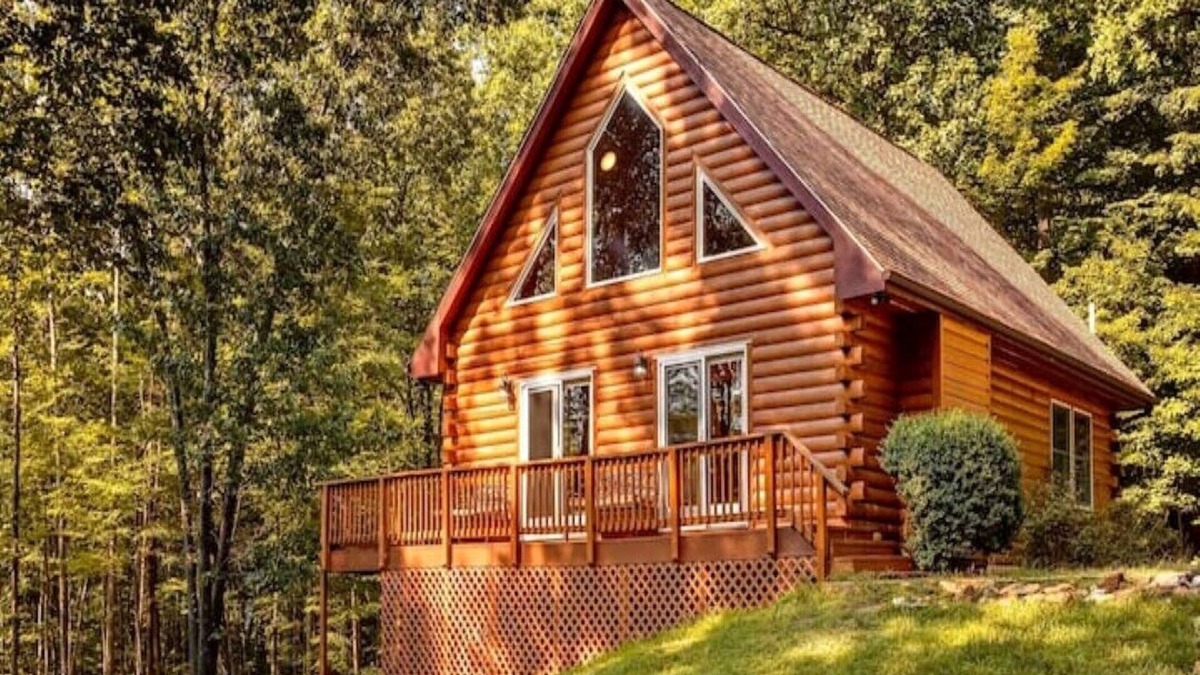 Roseland Cabin | Pet Friendly with Mountain views ON 151 Brew Ridge Trl near Wineries~Hiking~Lake