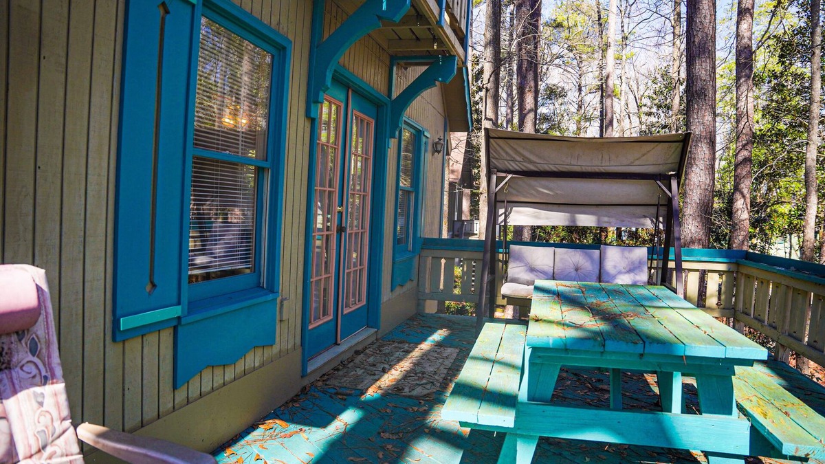 Pine Mountain House | Pet friendly Wooded View Escape perfect place to make some memories!