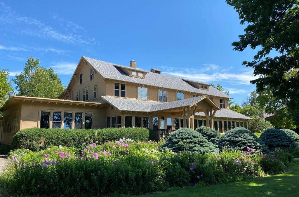 Glenwood Resort | Peters Sunset Beach Resort and Golf