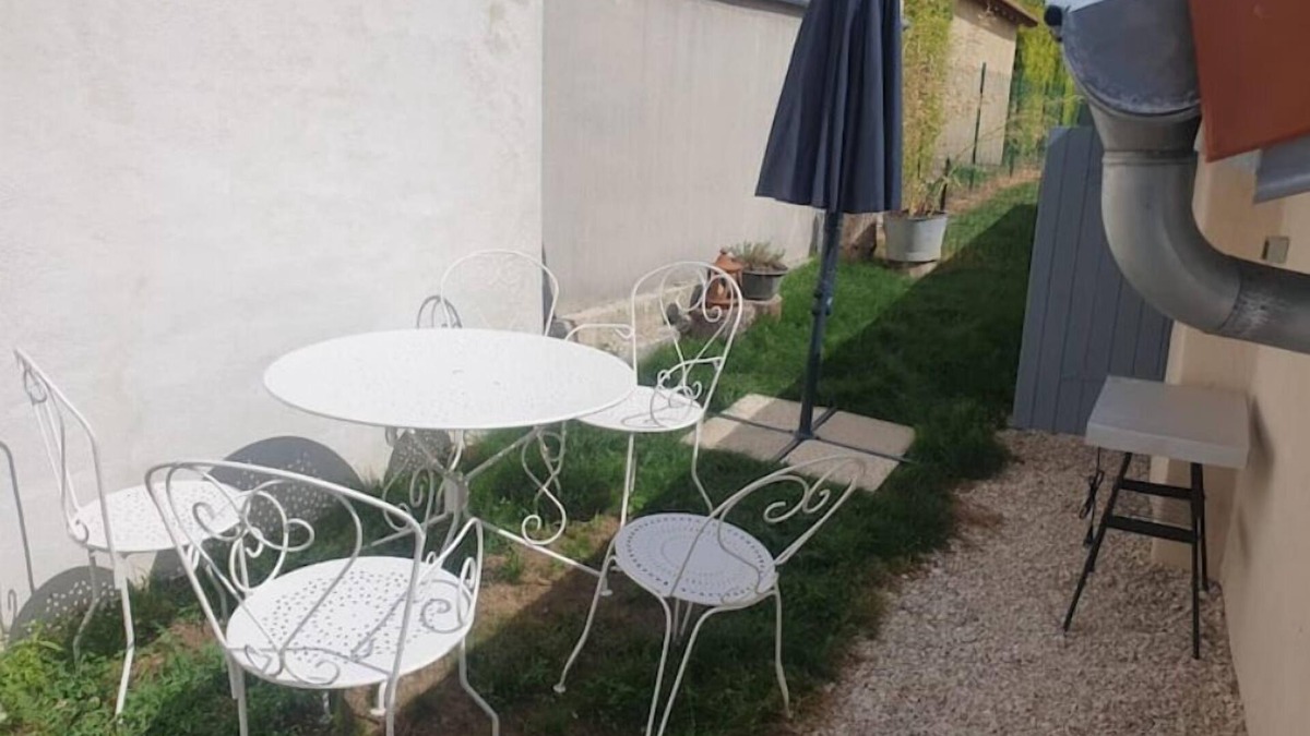 Mesnil-Sellieres House | Petit Logement Indépendant - Calme Avec Cour Sécurisé - 10 Minutes de Troyes