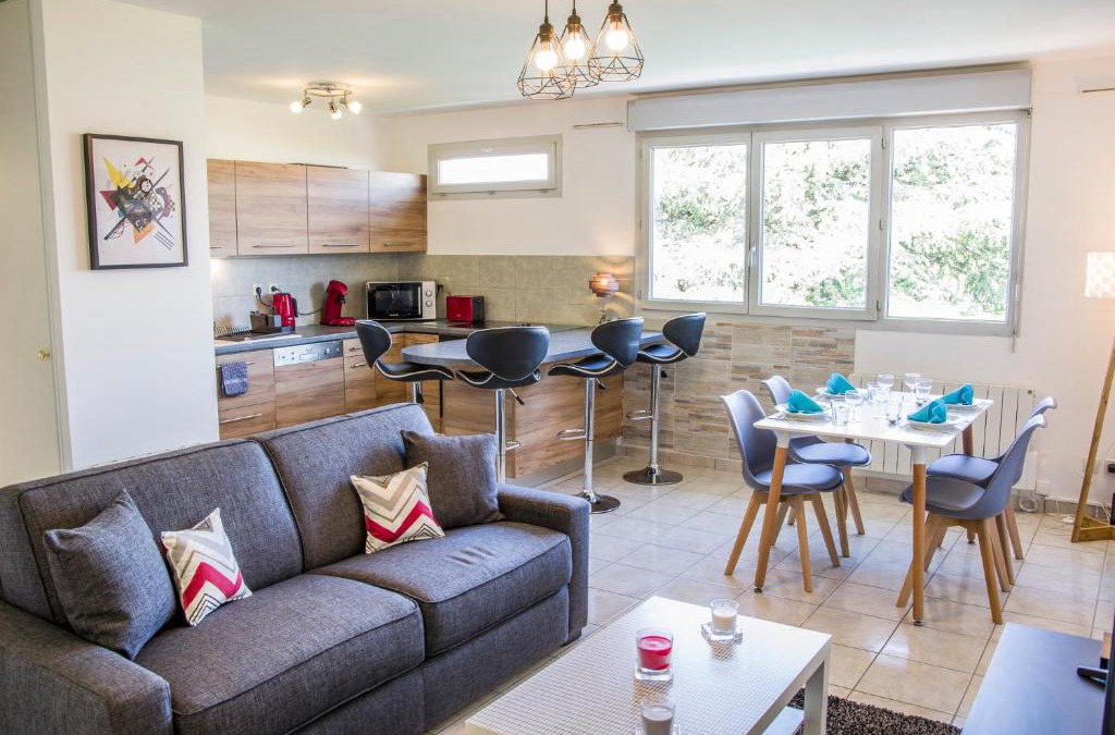 Decines-Charpieu Apartment | Petit nid douillet Décines