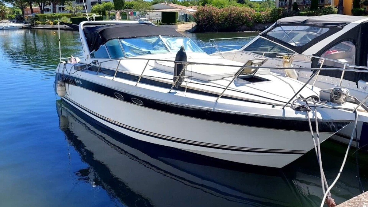 Mandelieu-La-Napoule Boat Rental | Petit yacht pour des nuits insolites.
