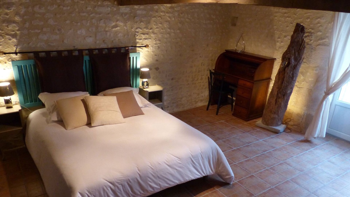 Montils Bed & Breakfast | Petite Champagne - Bed and Breakfast