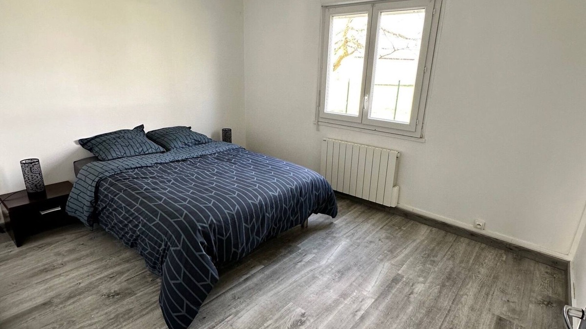 Cosne-Cours-sur-Loire House | Petite Maison sur Aérodrome