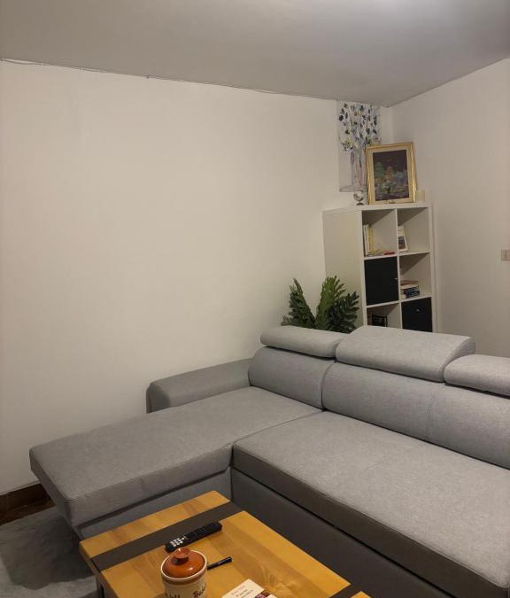 Puylaurens Apartment | Petite maison de village