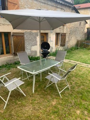 Saint-Mihiel House | Petite maison lorraine avec cheminée et jardin