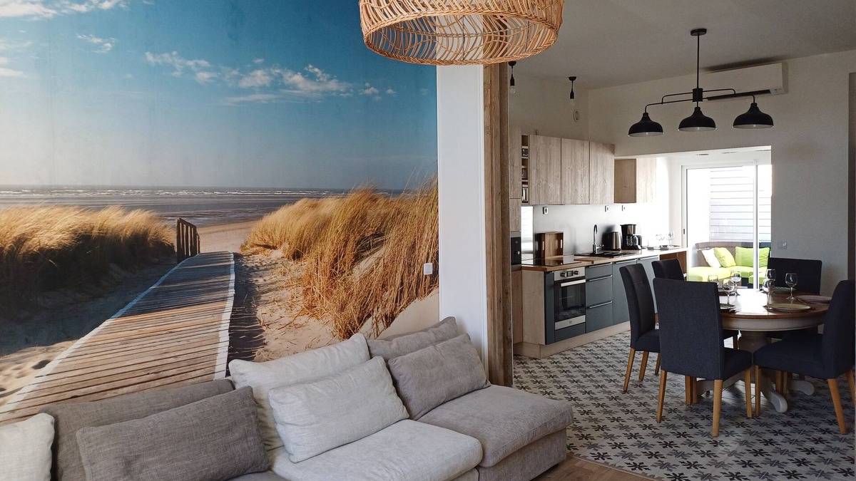 Petit-Fort-Philippe House | Petite Villa Maris Stella 250m from Petit Fort Philippe beach