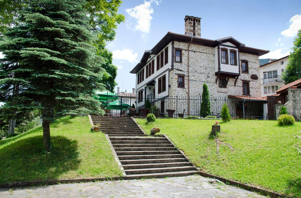 Ustovo House | Petko Takov's House