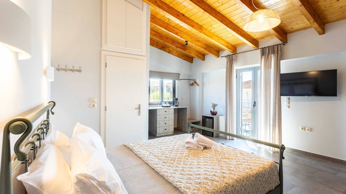 Lepreo Condo | Petrino Serene Nest - Delightful Gem