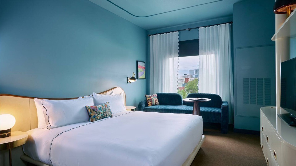 East Market District House | Pets Allowed Here! King Room Near Louisville Slugger Museum & Factory!