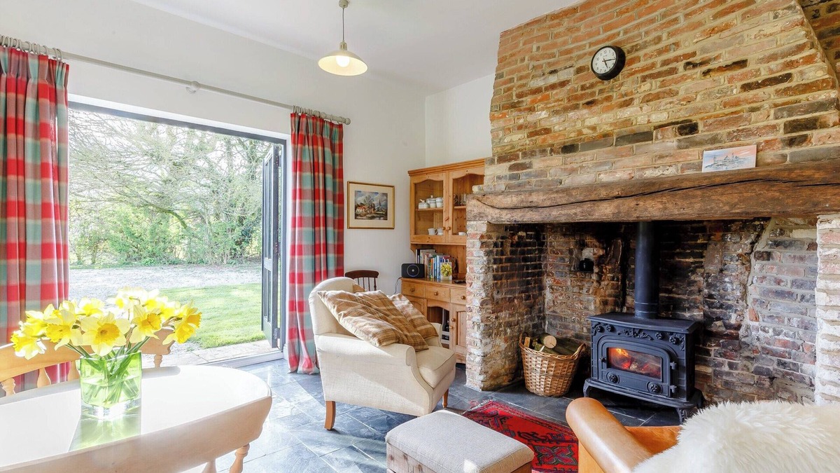 Wymondham Cottage | Pettingalls Farm Cottage