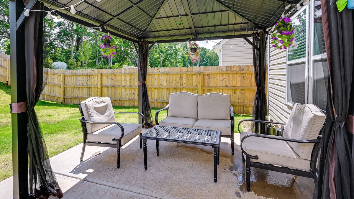 Stokes House | Pfafftown Home ~ 7 Mi to Wake Forest University!