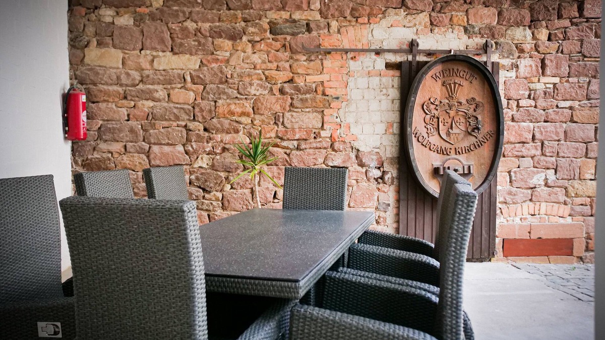 Weisenheim am Berg Apartment | Pfalzzeit - Auf der Mauer