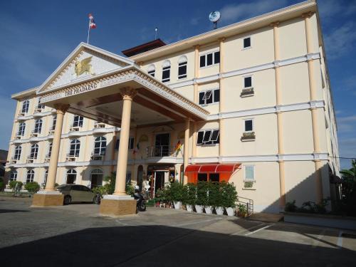 Nai Mueang Hotel | Phadaeng Hotel